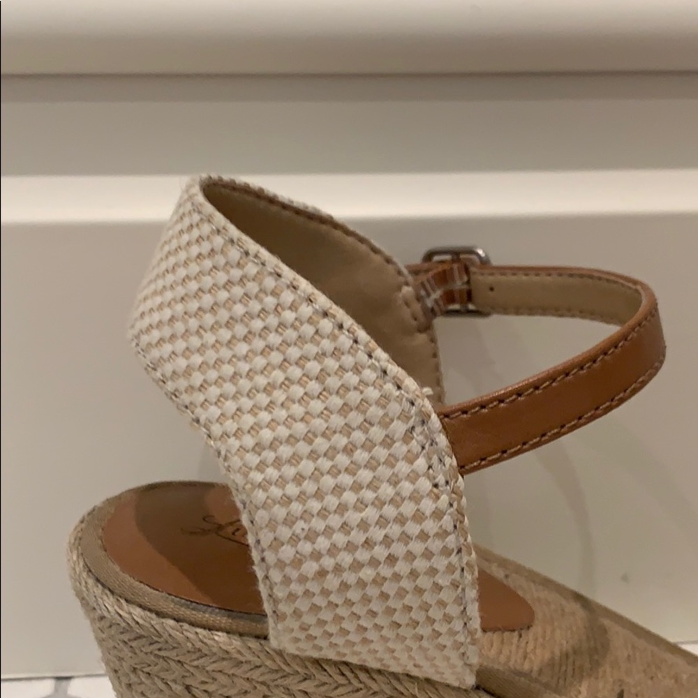 Wedges - Picture 3 of 3